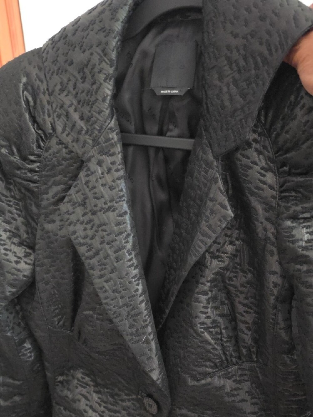 bebe Black Textured Single-Button Blazer - Picture 7 of 9